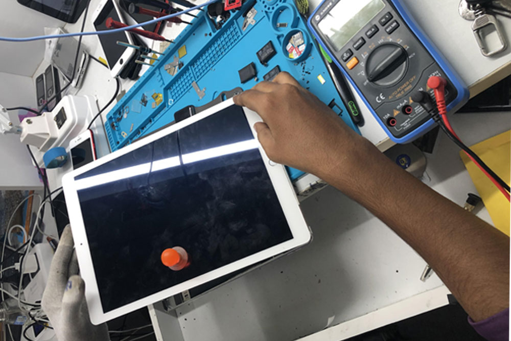 Apple iPad Screen Replacement