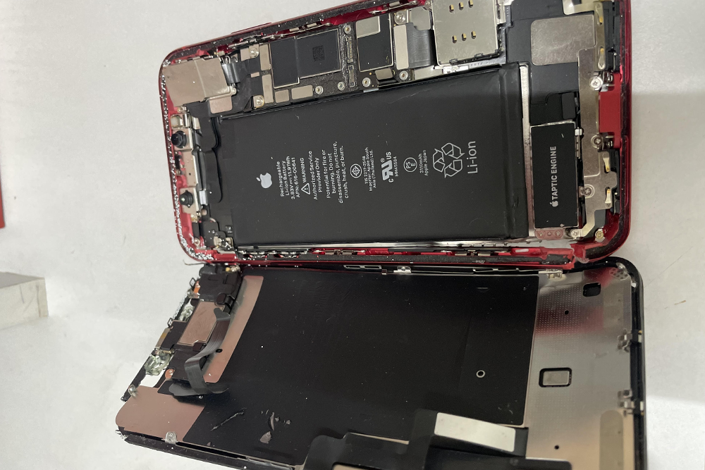 Apple iPhone Screen Replacement